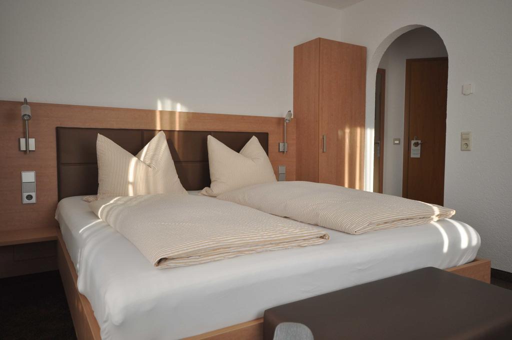 Hotel-Pension-Jasmin Rheinfelden  Szoba fotó